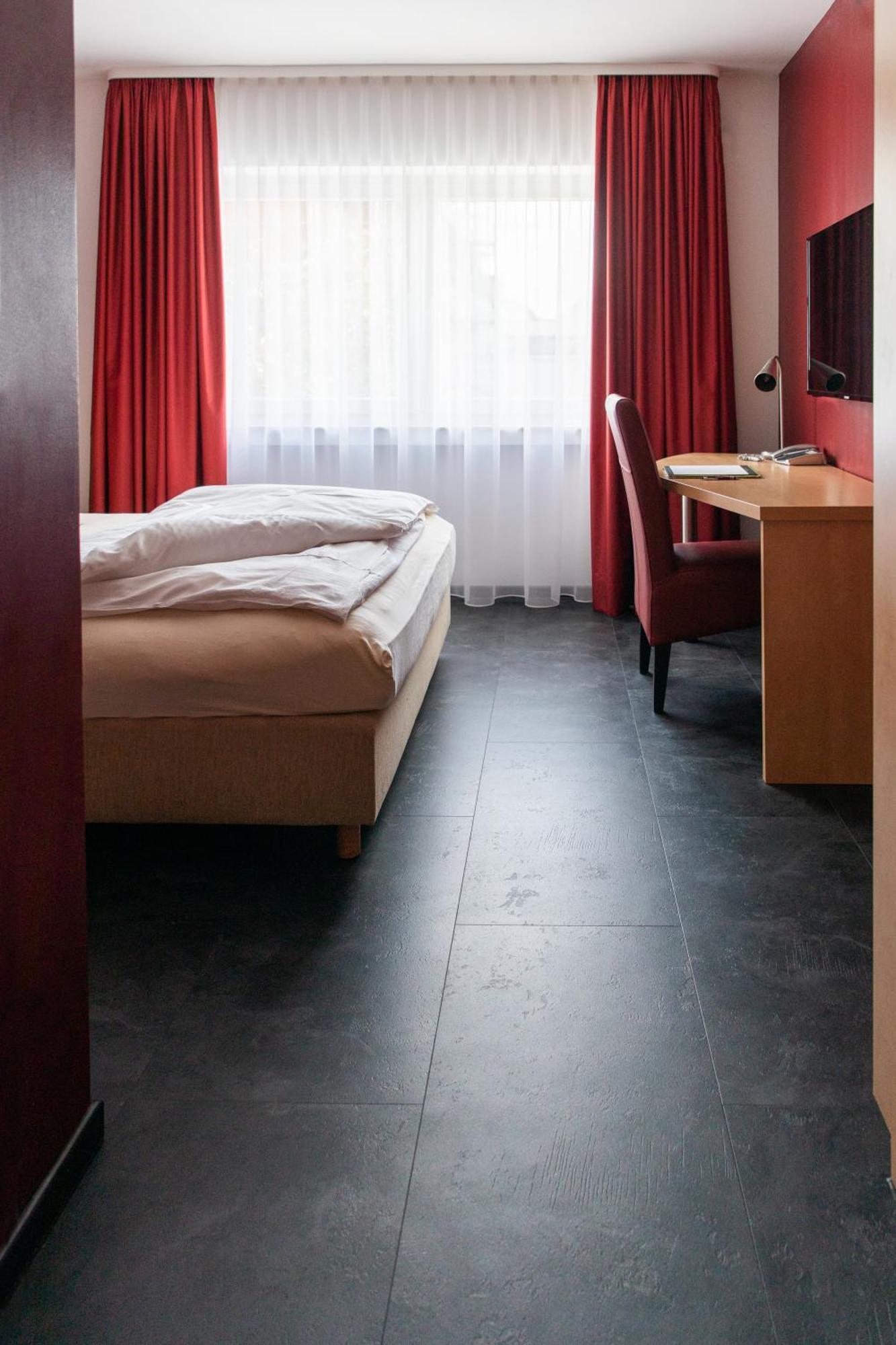 Mein Schlosshotel ホイゼンシュタム エクステリア 写真
