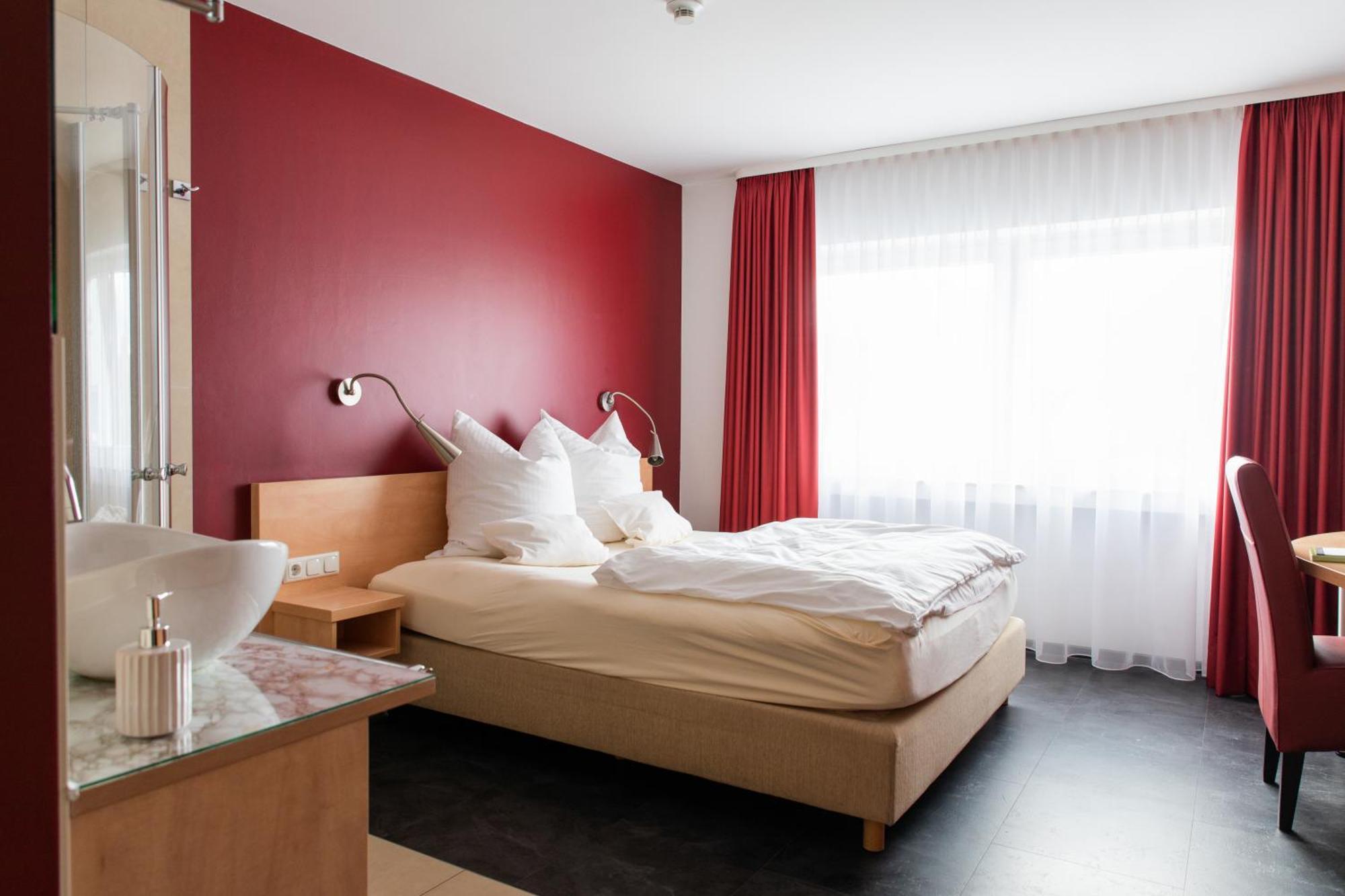 Mein Schlosshotel ホイゼンシュタム エクステリア 写真