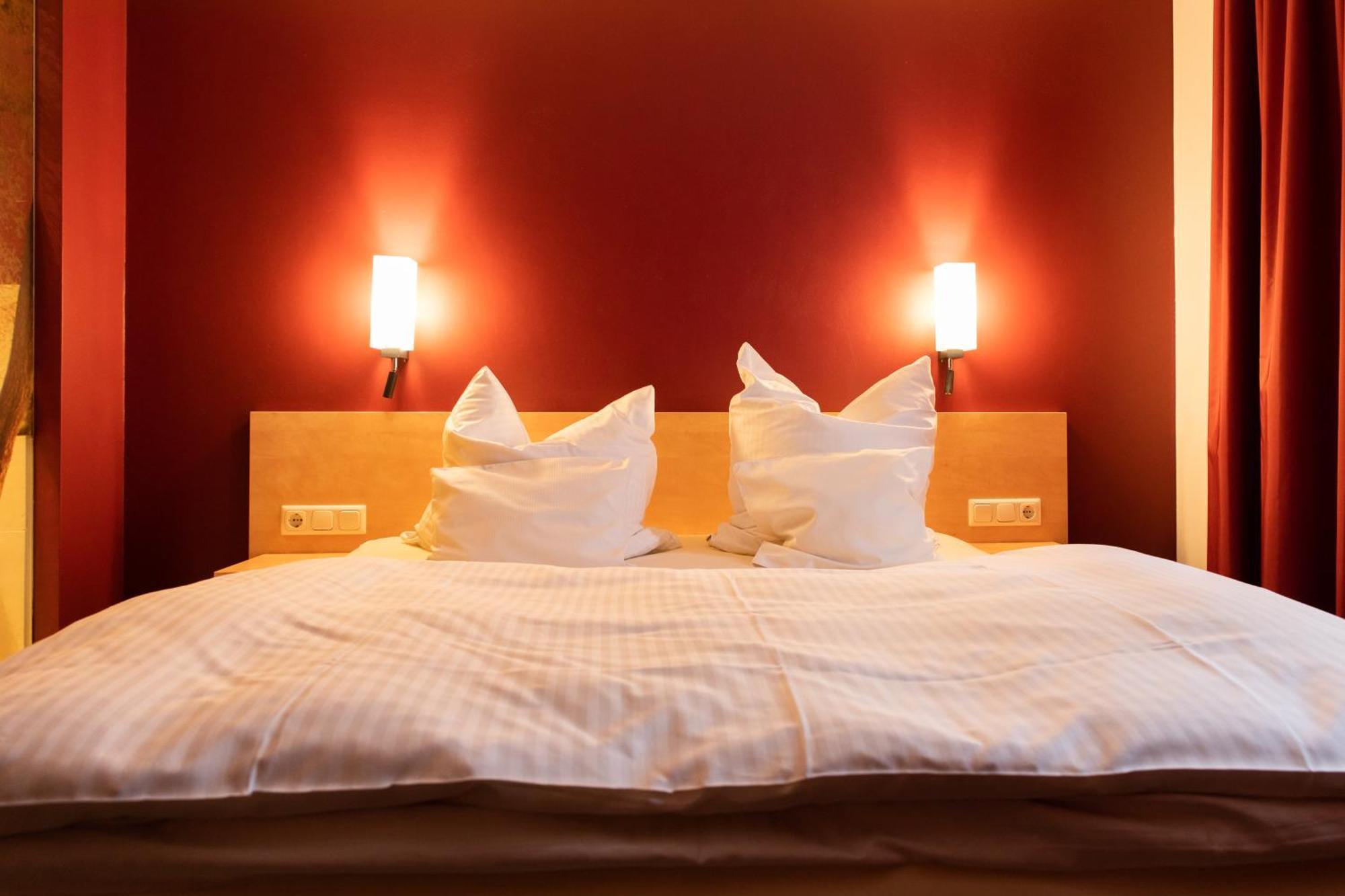 Mein Schlosshotel ホイゼンシュタム エクステリア 写真